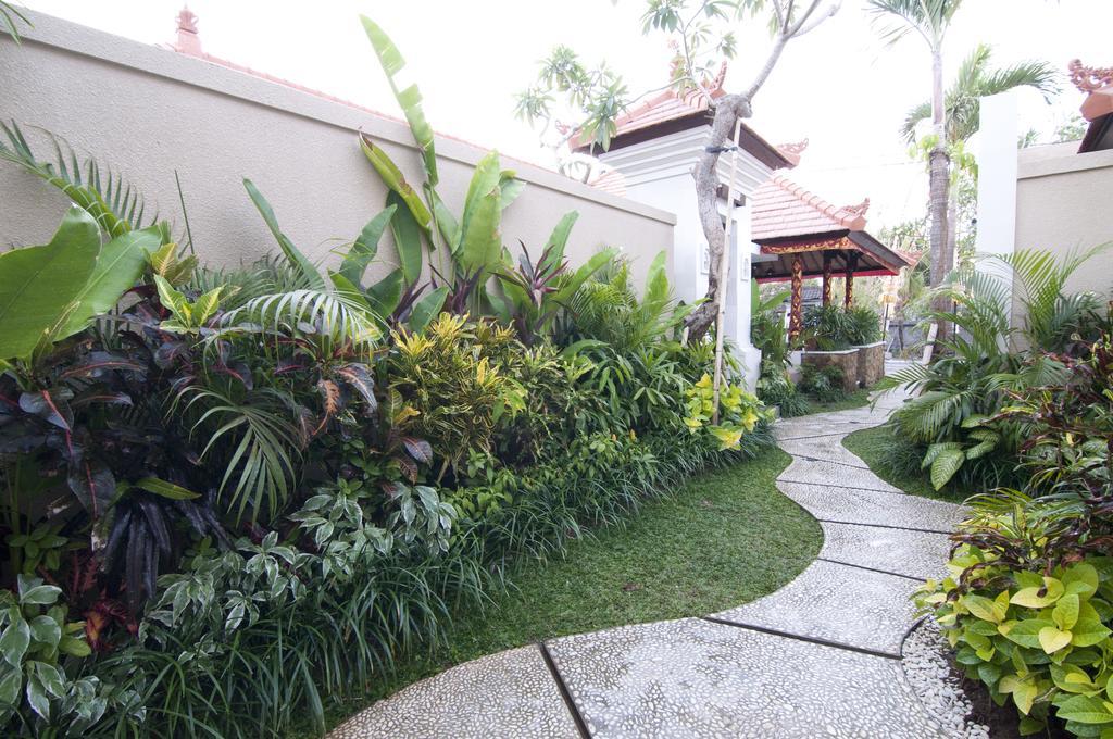 Villa Puspa Tanah Lot Exterior foto